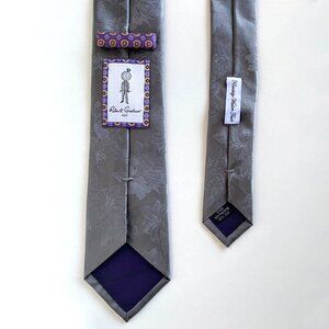 Robert Graham Luxury Silk Tie Gray Floral Pattern w/Purple Accents Made in Italy